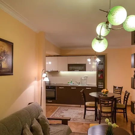 The Viewer - 2br *