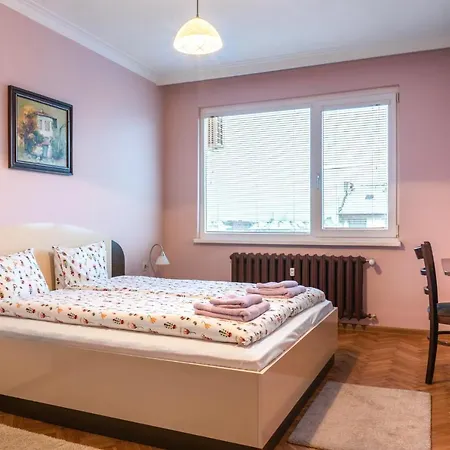 Apartment The Viewer - 2br *